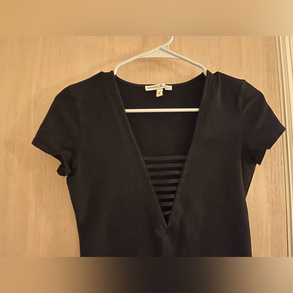 Express V Neck Top - Picture 2 of 3